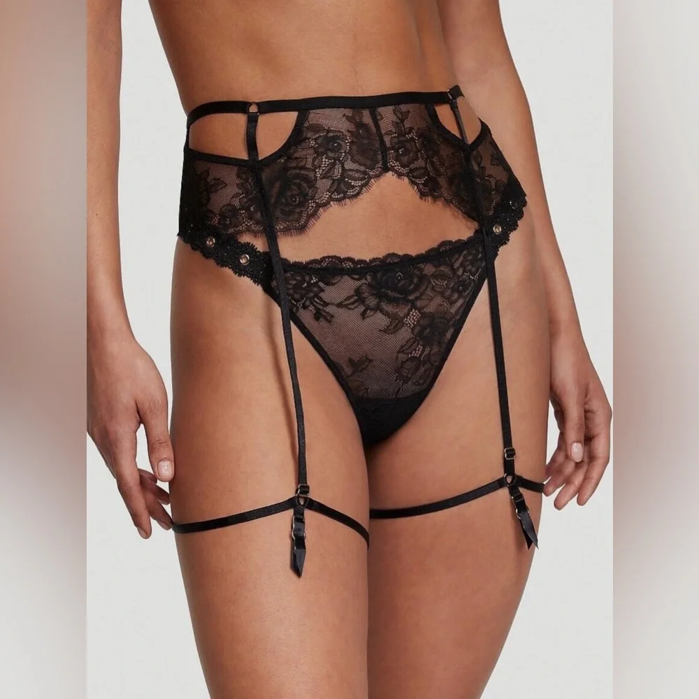 🆕 VS Very Sexy Rose Lace Garter Belt Black - Picture 1 of 4